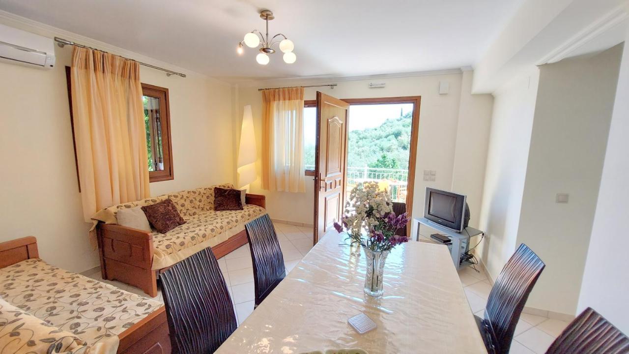 Euryclea Apartments Perachori Dış mekan fotoğraf