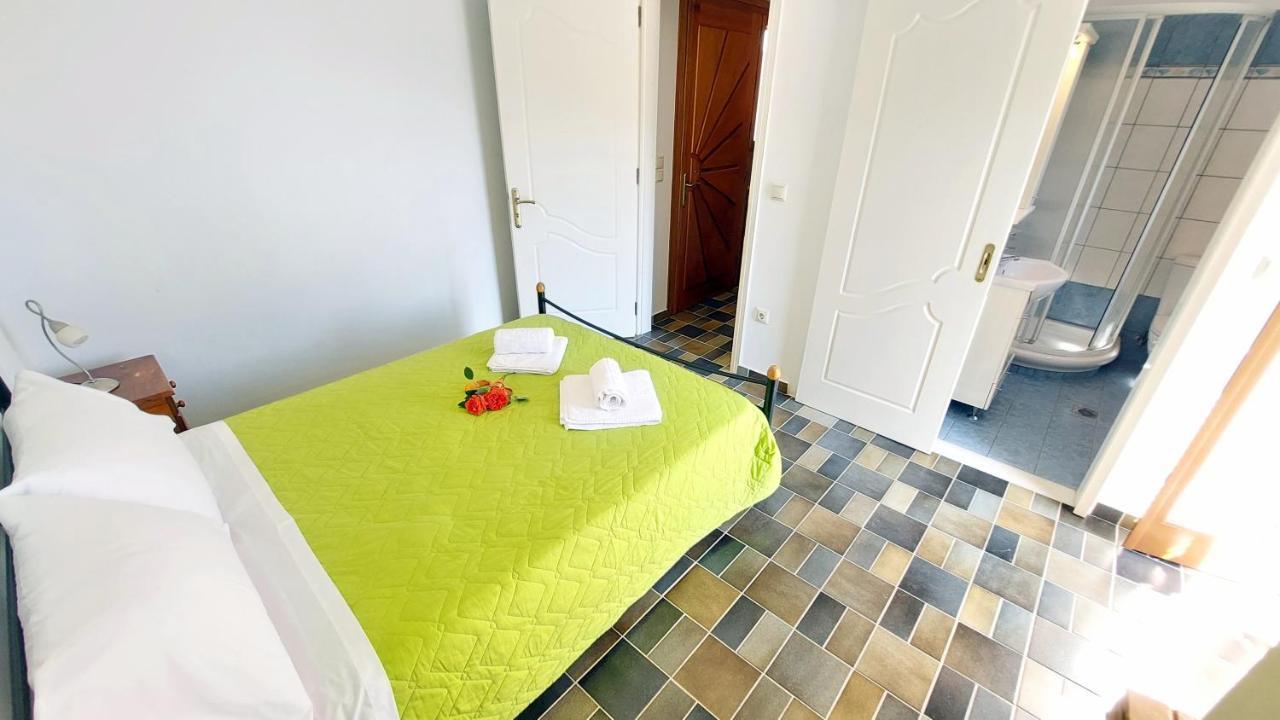 Euryclea Apartments Perachori Dış mekan fotoğraf